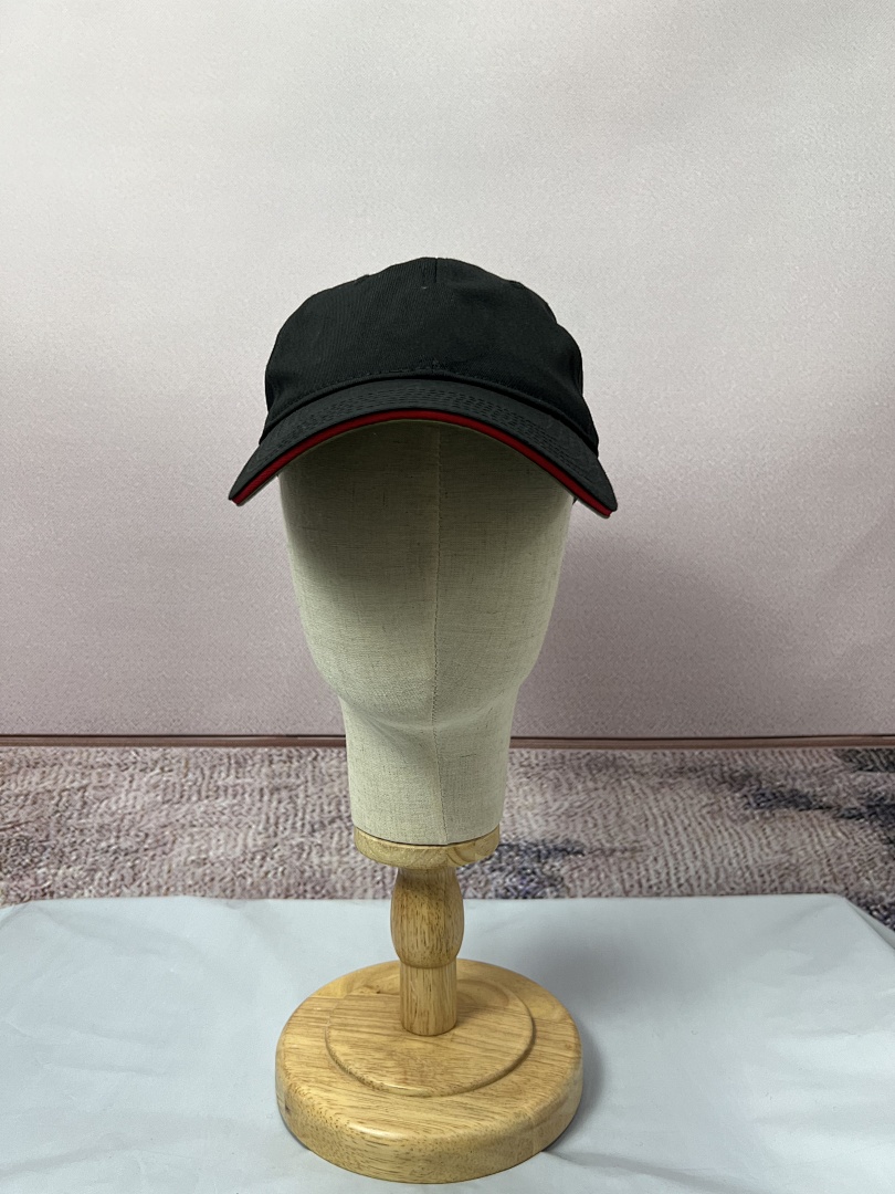 On Running #PRO044 Baseball Cap, photo 1