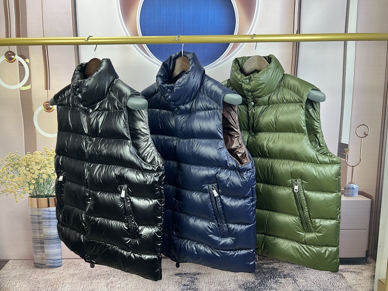 On Running #PRO006 TIBB Gilet Vest, photo 1