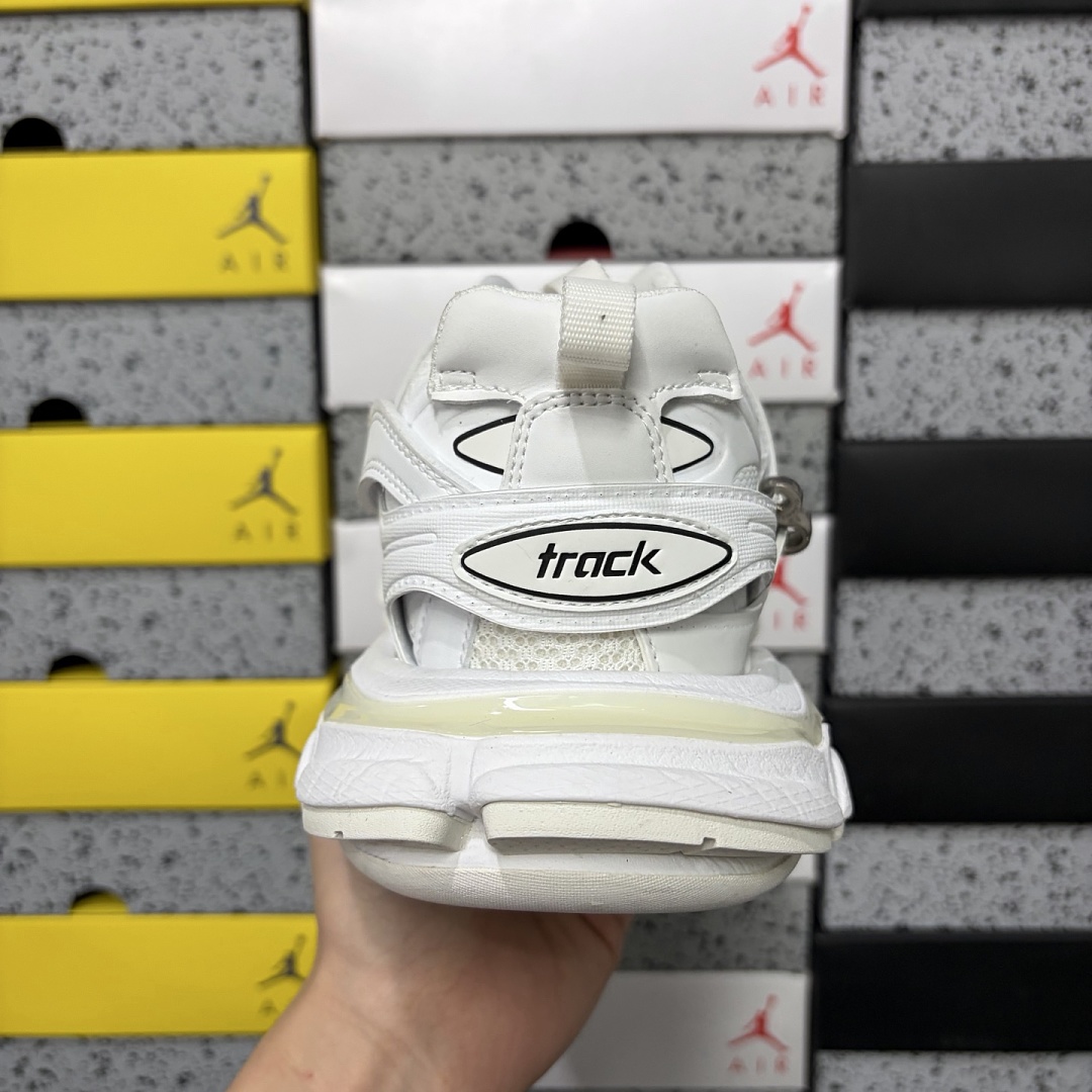 Balenciaga Track - Image 4