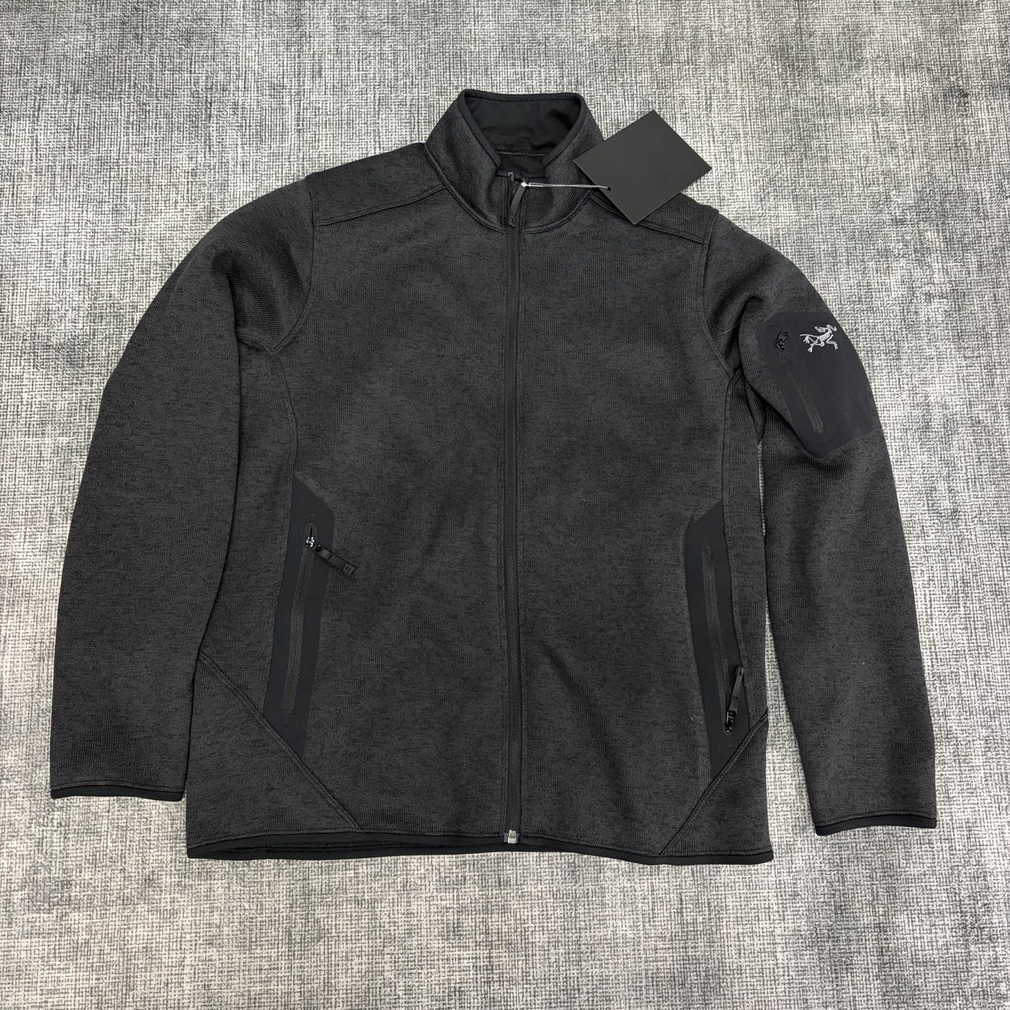 Arc'teryx Covert Cardigan Black Heather - Image 15