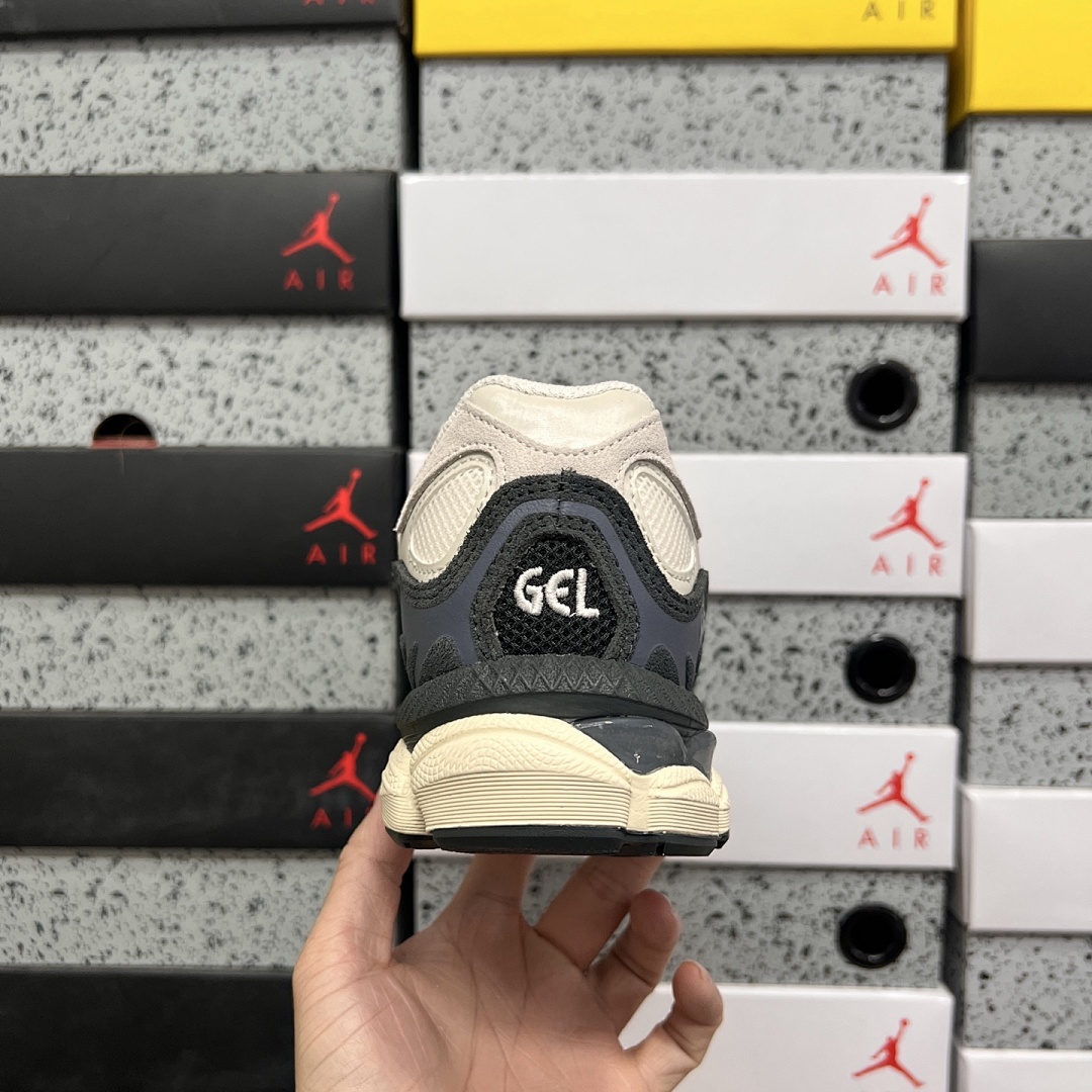 ASICS Gel-NYC White Smoke (Grey) - Image 4