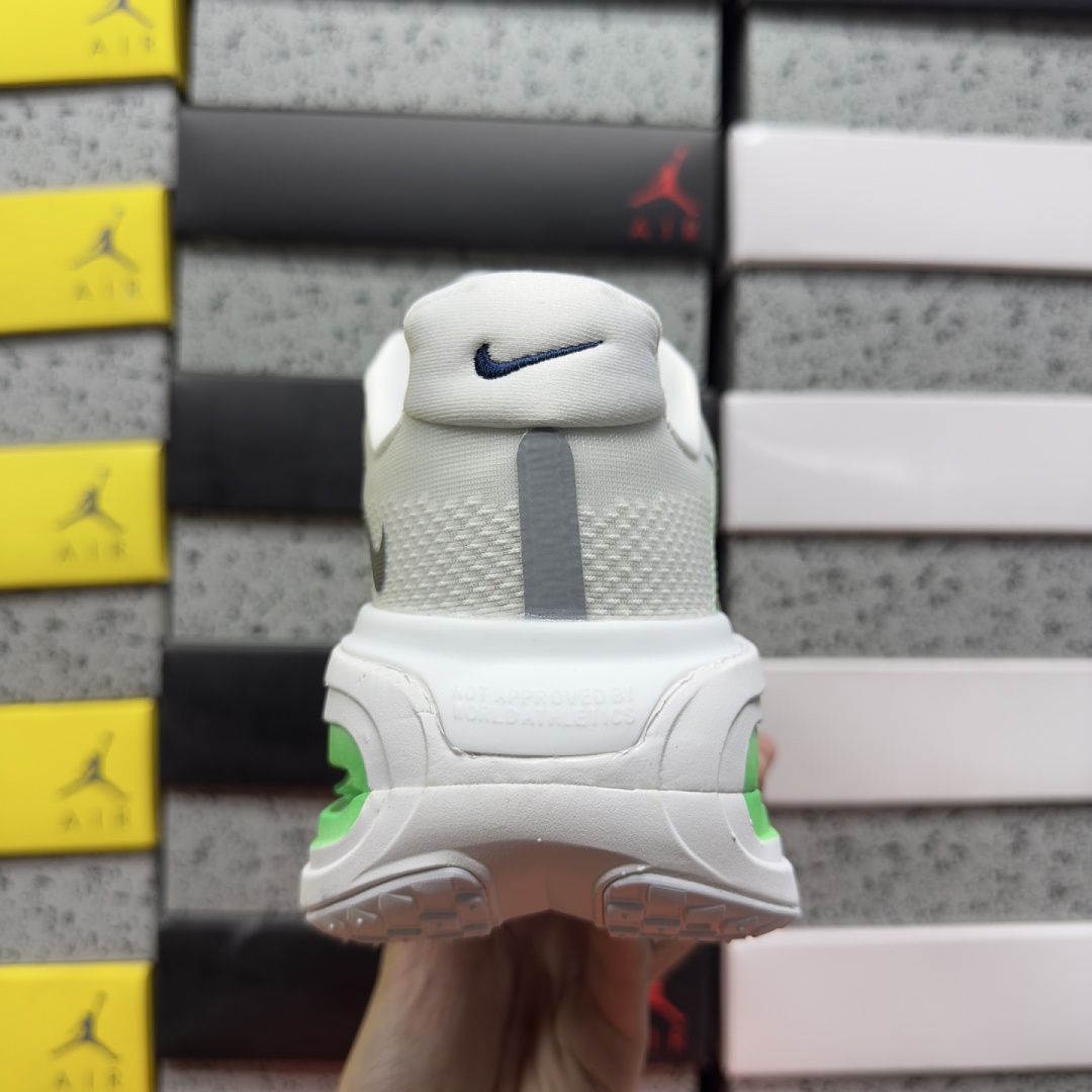 Nike Vomero Premium - Image 3