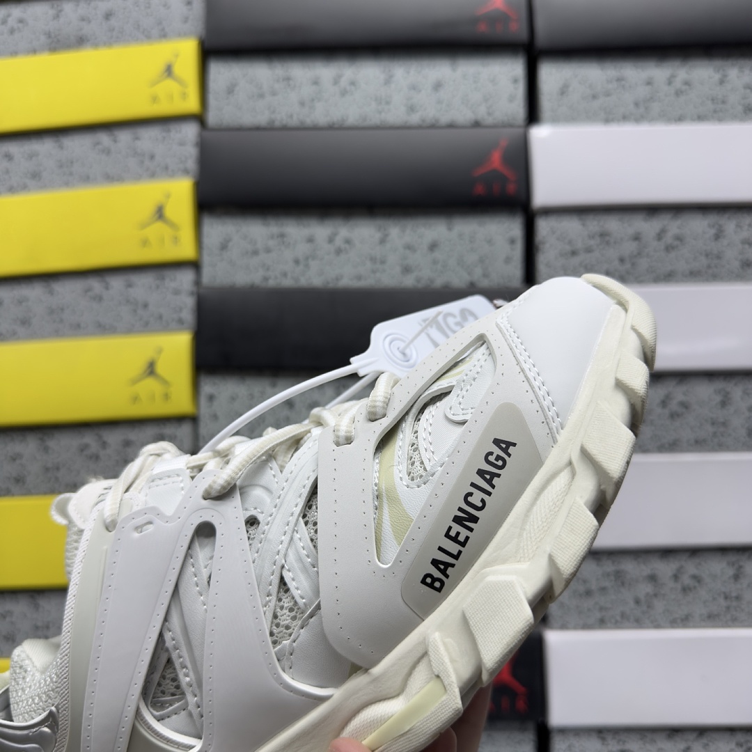 Balenciaga BLCG Track 9000 White Black Label - Image 2