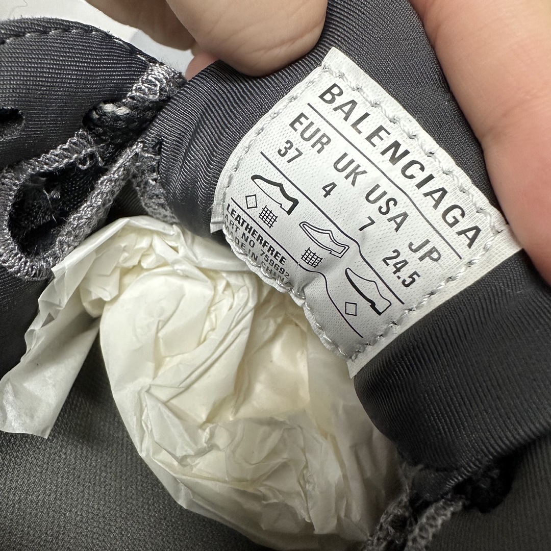 Balenciaga 3XL Sneakers - Image 19