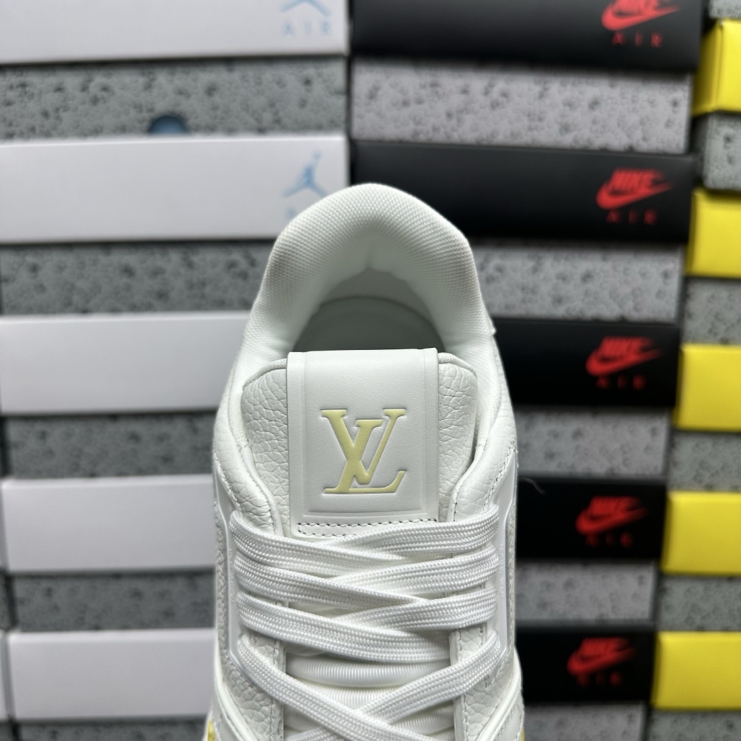Louis Vuitton Trainer 2-21 White Water Print - Image 8