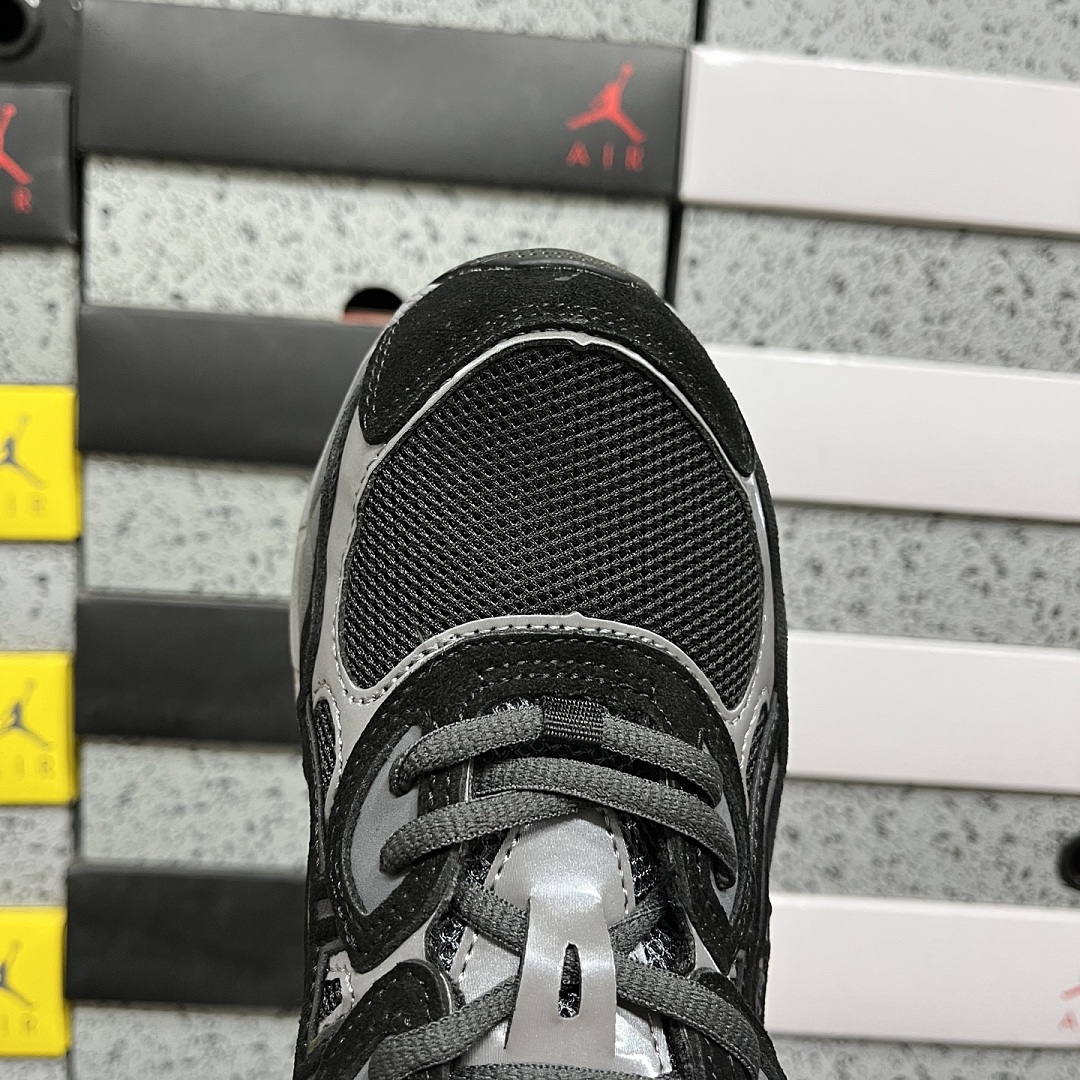 ASICS Gel-NYC Graphite (Grey Black) - Image 7
