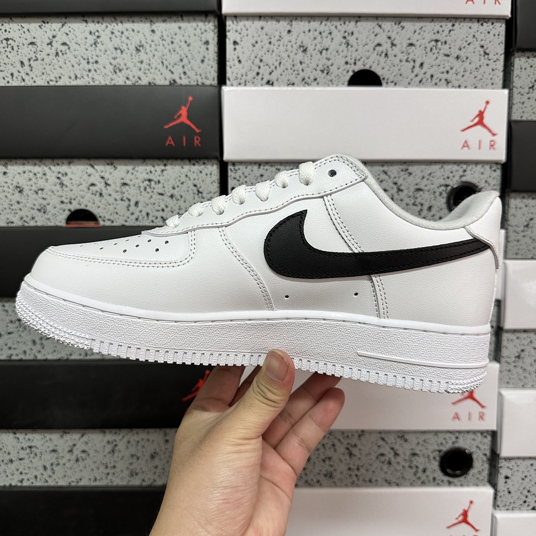 Nike Air Force 1 Low Supreme White Black Sup - Image 2