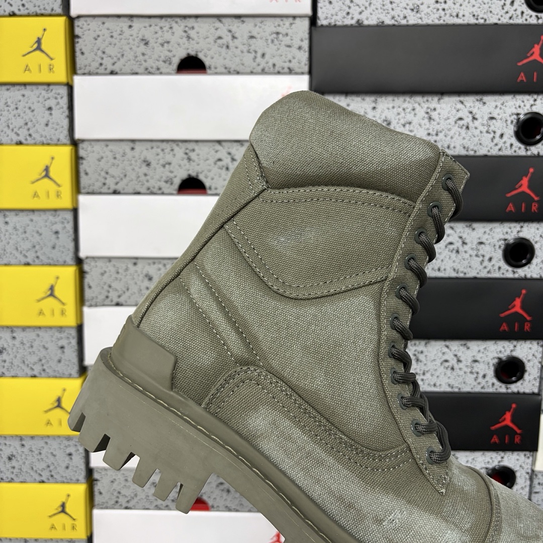 Balenciaga Combat Strike Boot - Image 3