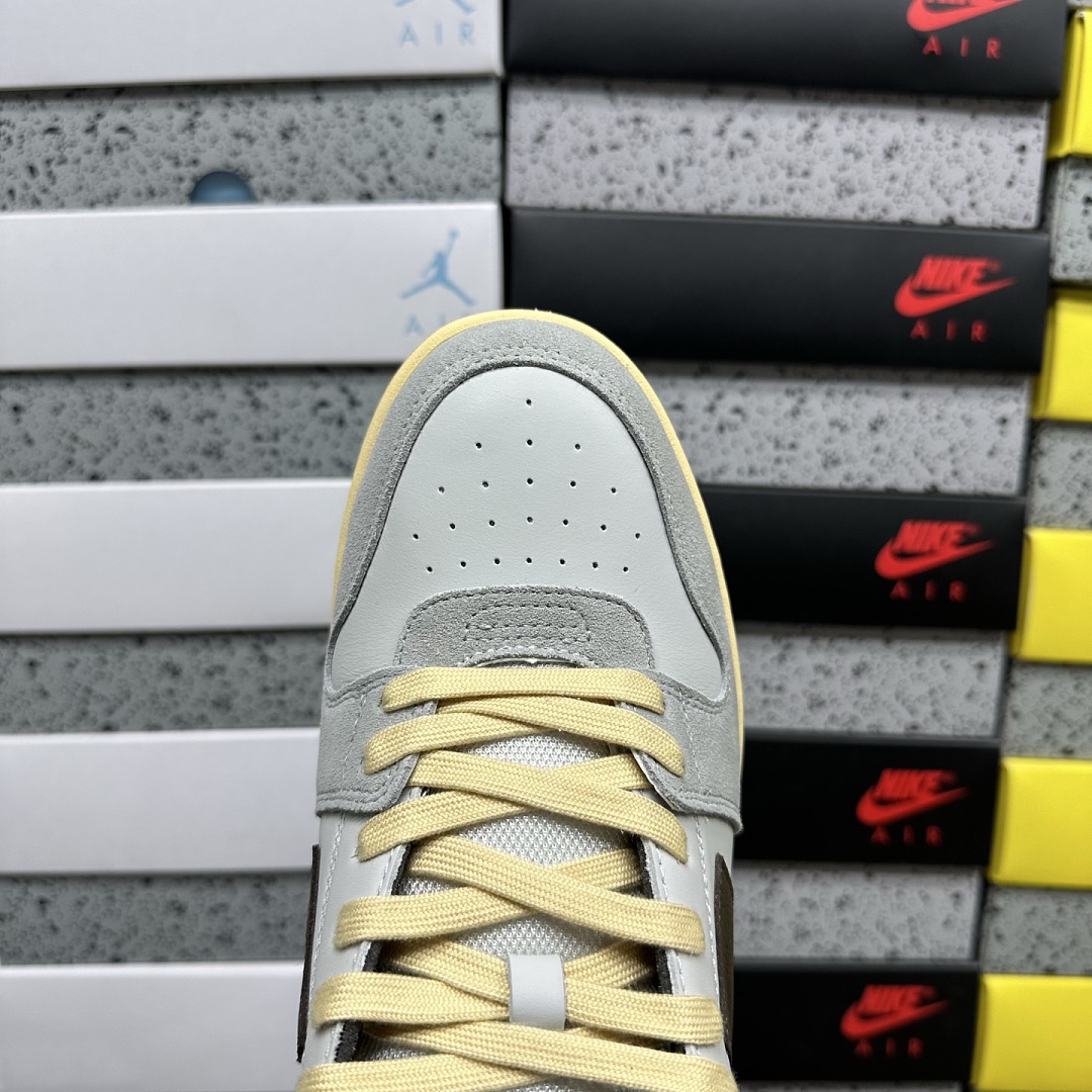 Off-White Out Of Office OOO Low Tops - Image 3