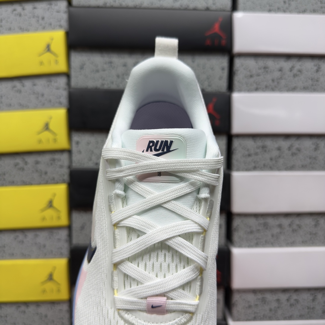 Nike Vomero 18 White Work Blue Barely (Green) - Image 3