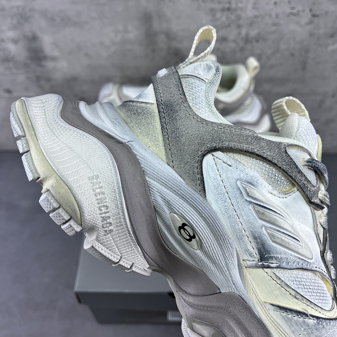 Balenciaga Cargo - Image 11