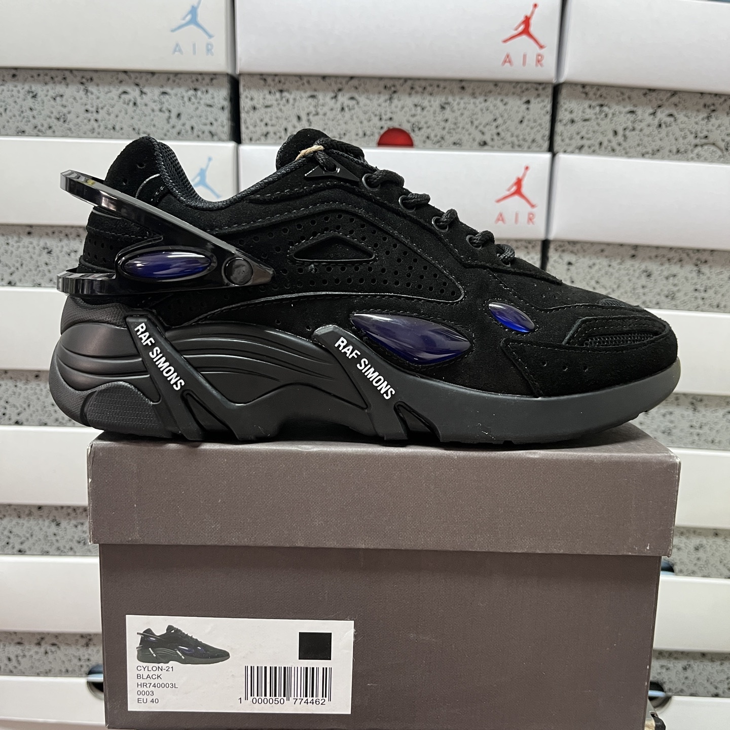 On Running Raf Simons Cylon-21 - Image 10
