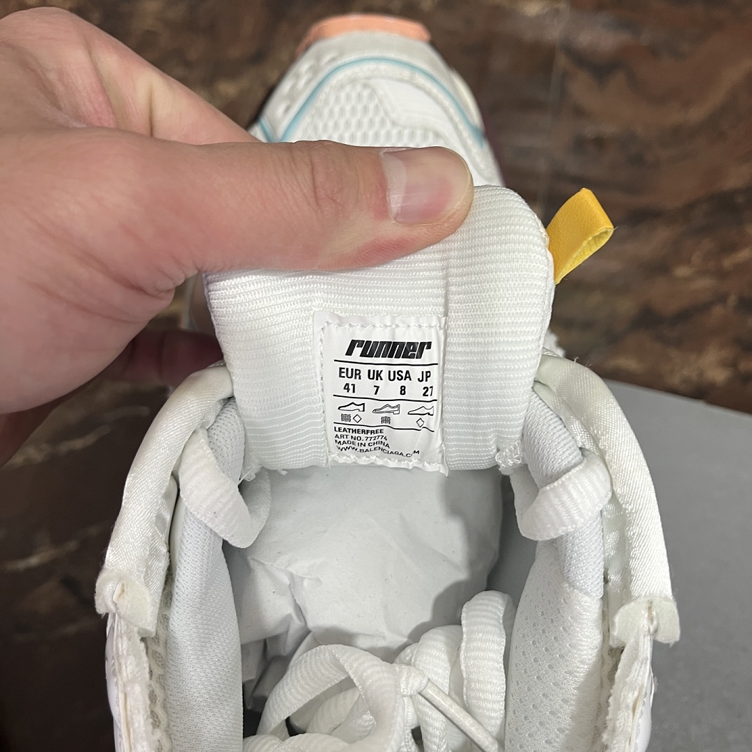 Balenciaga BLCG Runner 7.5 - Image 4