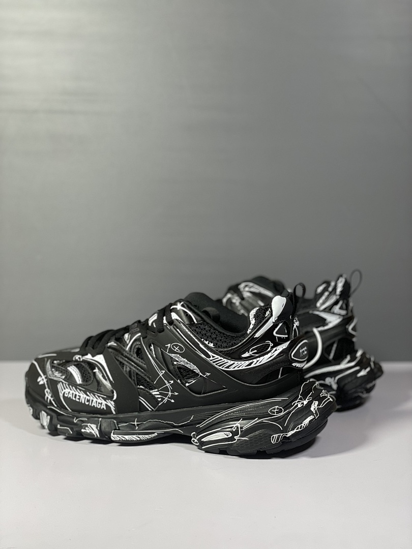 Balenciaga Track - Image 52