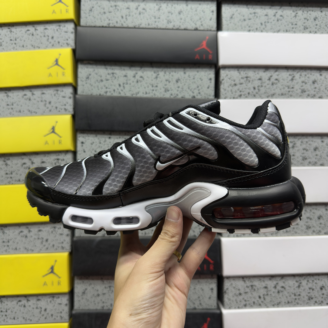 Nike Air Max Plus (Black Silver White) - Image 9
