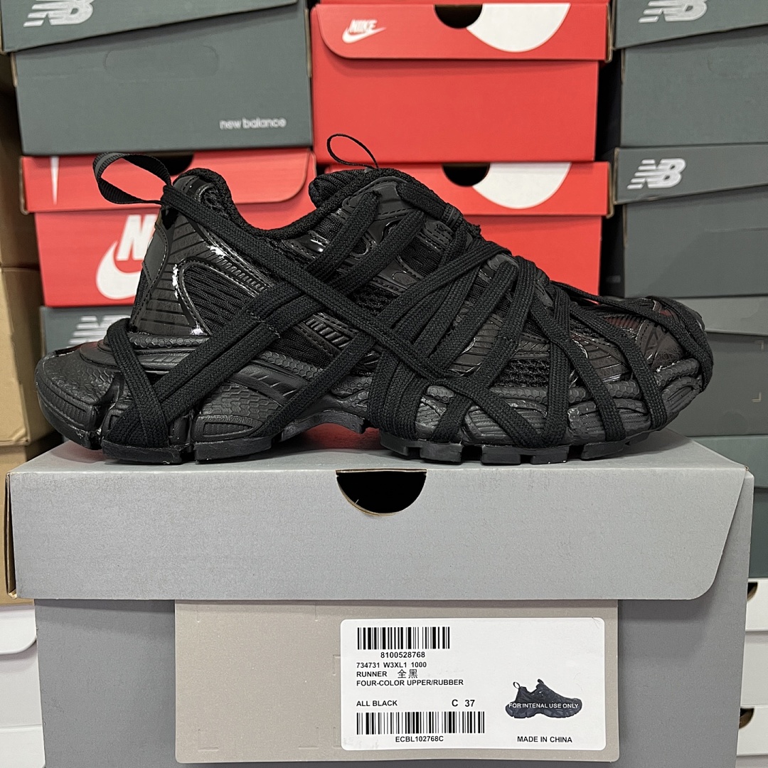 Balenciaga 3XL Extreme Lace - Image 10