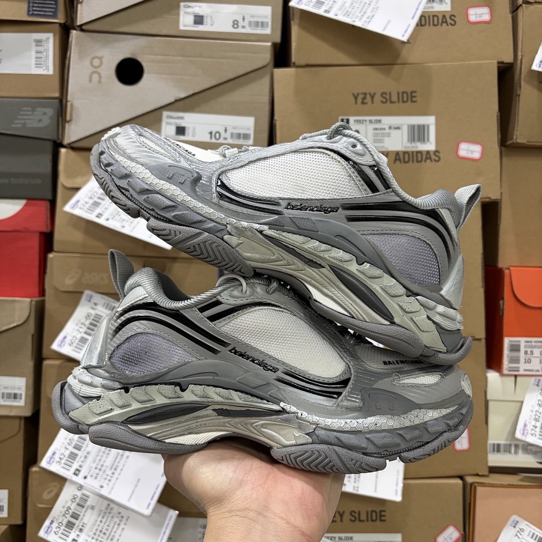 Balenciaga Triple S 2 - Image 5