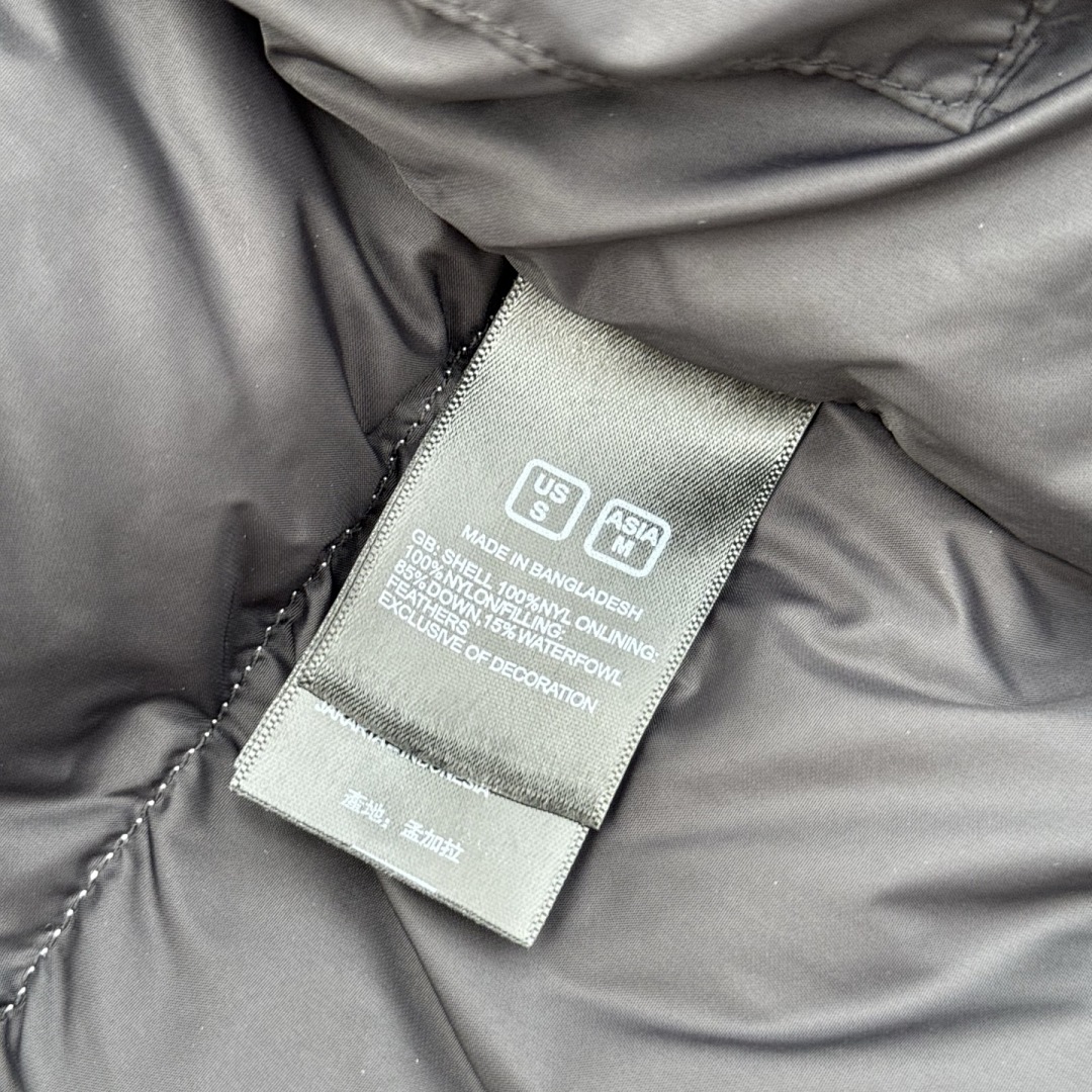 The North Face TNF 1996 Retro Nuptse Vest - Image 85