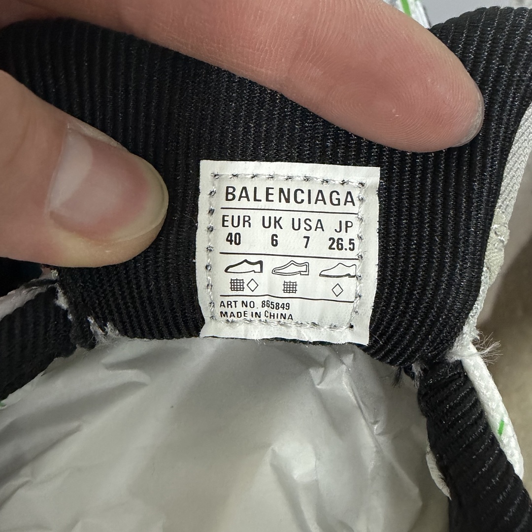 Balenciaga Triple S 2 - Image 12