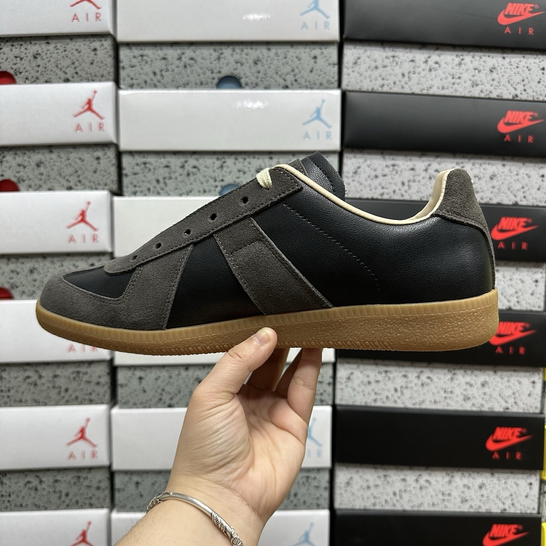On Running Maison Margiela Replica - Image 3