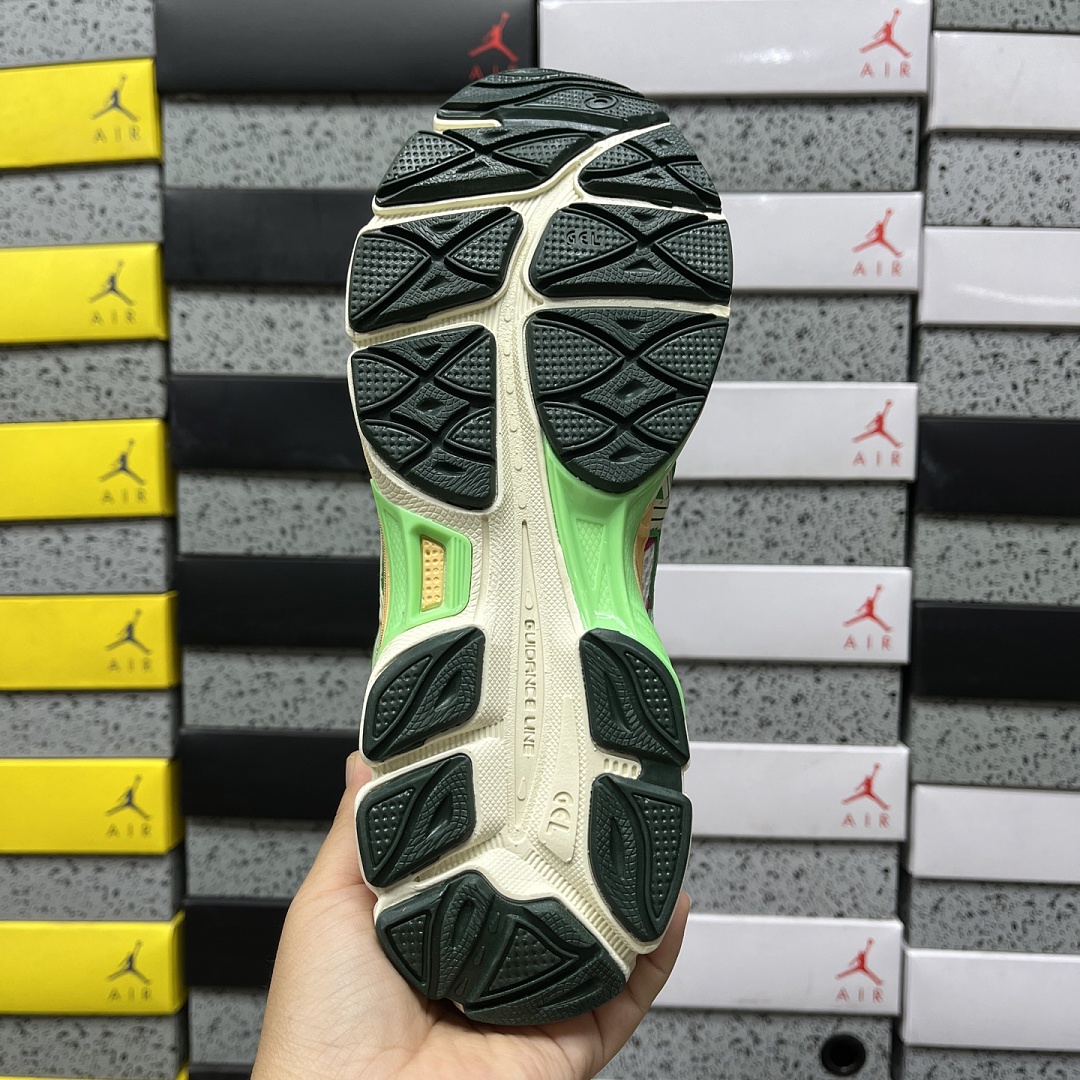 ASICS Gel-Cumulus 16 Green Cream Ivory - Image 7
