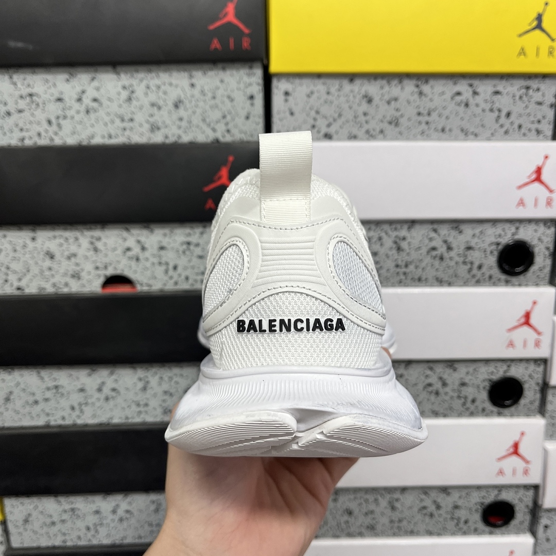 Balenciaga Circuit - Image 13