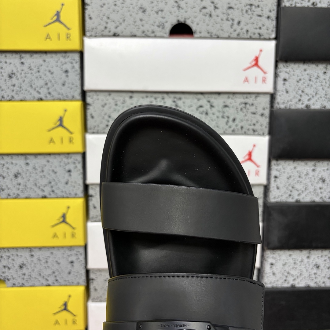 Hermes Chypre Sandal Black Leather Buckle - Image 4
