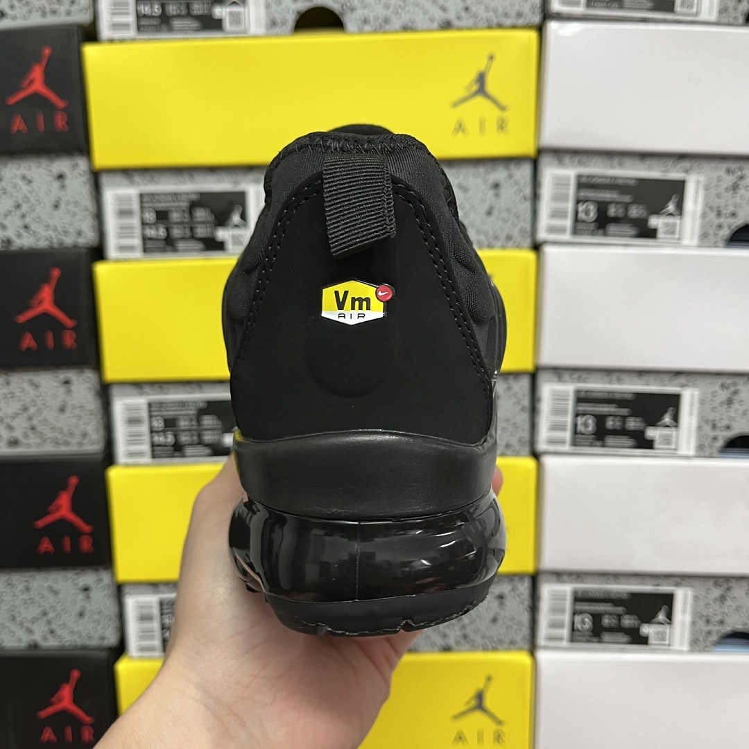 Nike Air VaporMax Plus (Triple Black) - Image 2