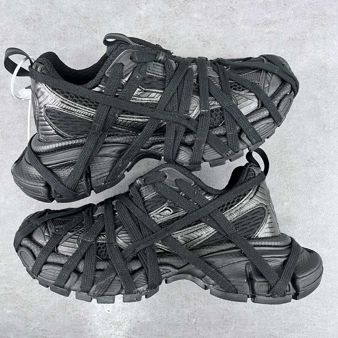 Balenciaga 3XL Extreme Lace - Image 6