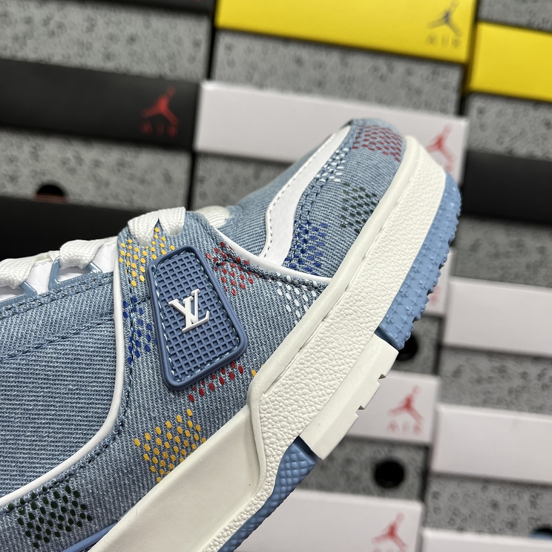 Louis Vuitton Trainer 1-19 - Image 7