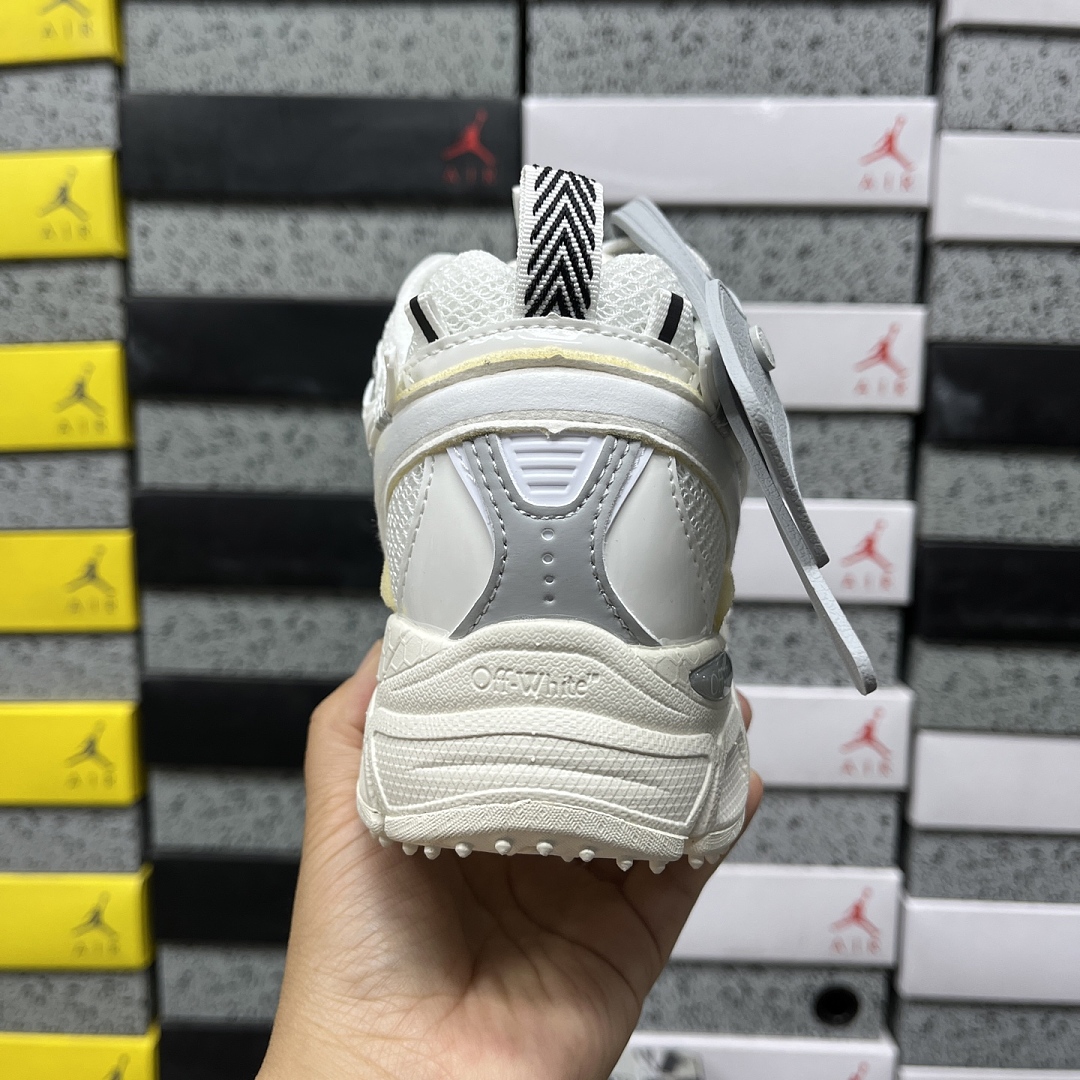 Off-White Be Right Back F24 10005 - Image 4