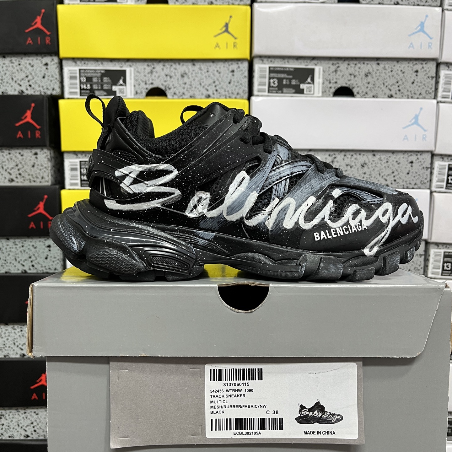Balenciaga BLCG Track 3.0 - Image 11