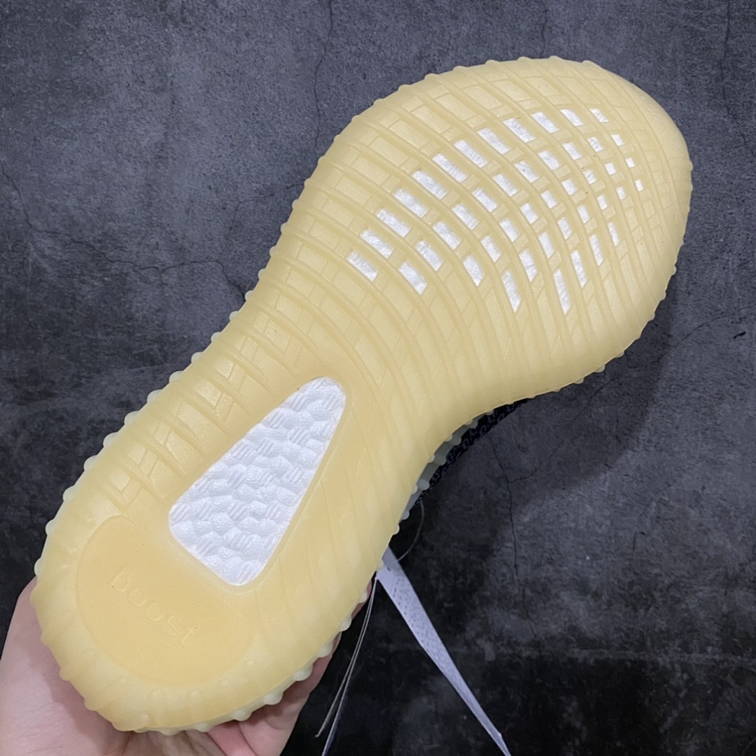 Adidas Yeezy 350 - Image 2