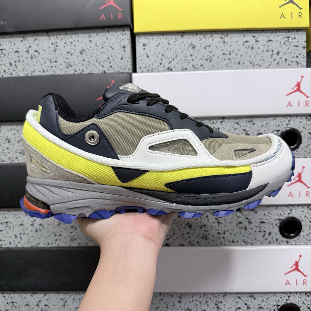 On Running Response Trail 2 Raf Simons - Image 9