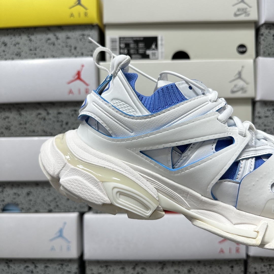 Balenciaga Track - Image 31