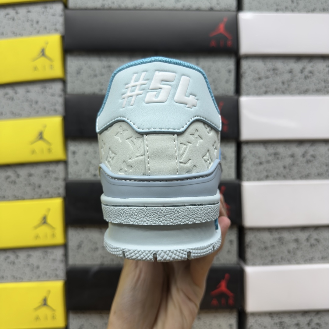 Louis Vuitton Trainer 2-19 - Image 6