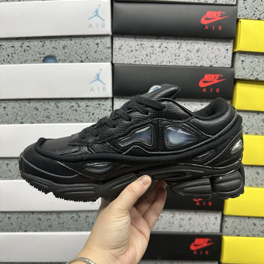 On Running Ozweego - Image 6