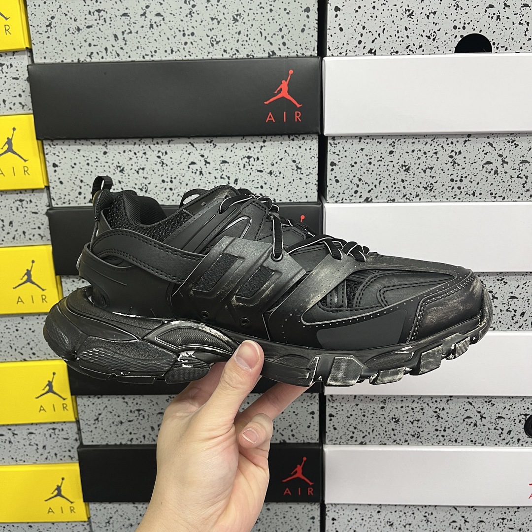 Balenciaga Track - Image 2