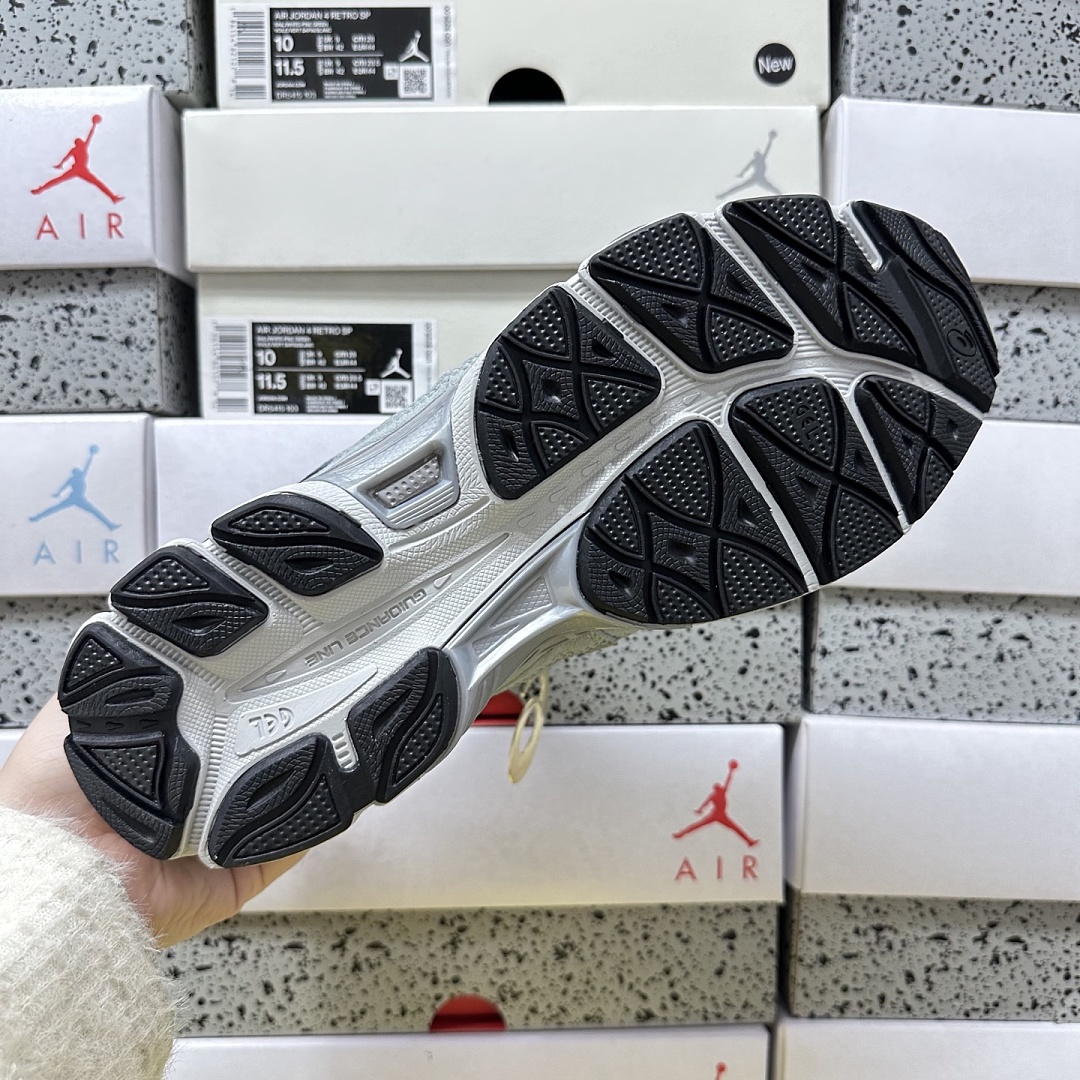 ASICS Gel-NYC Black Fjord Grey 1203A383-003 - Image 2