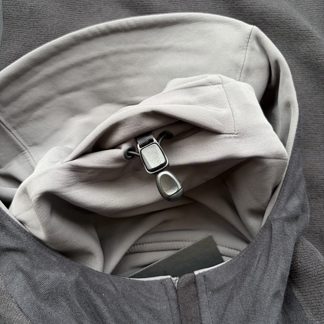 Arc'teryx Gamma MX Hoodie - Image 5