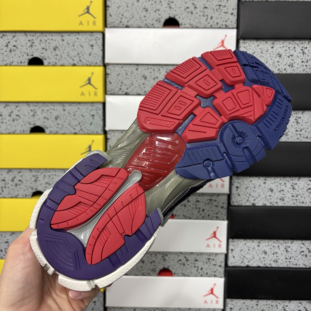 Balenciaga Runner 7.5 - Image 6