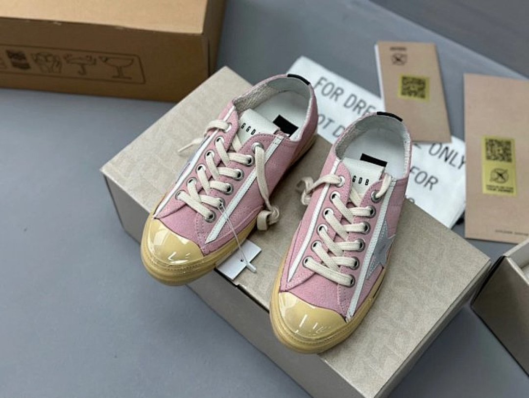 Golden Goose Deluxe Brand - Image 7