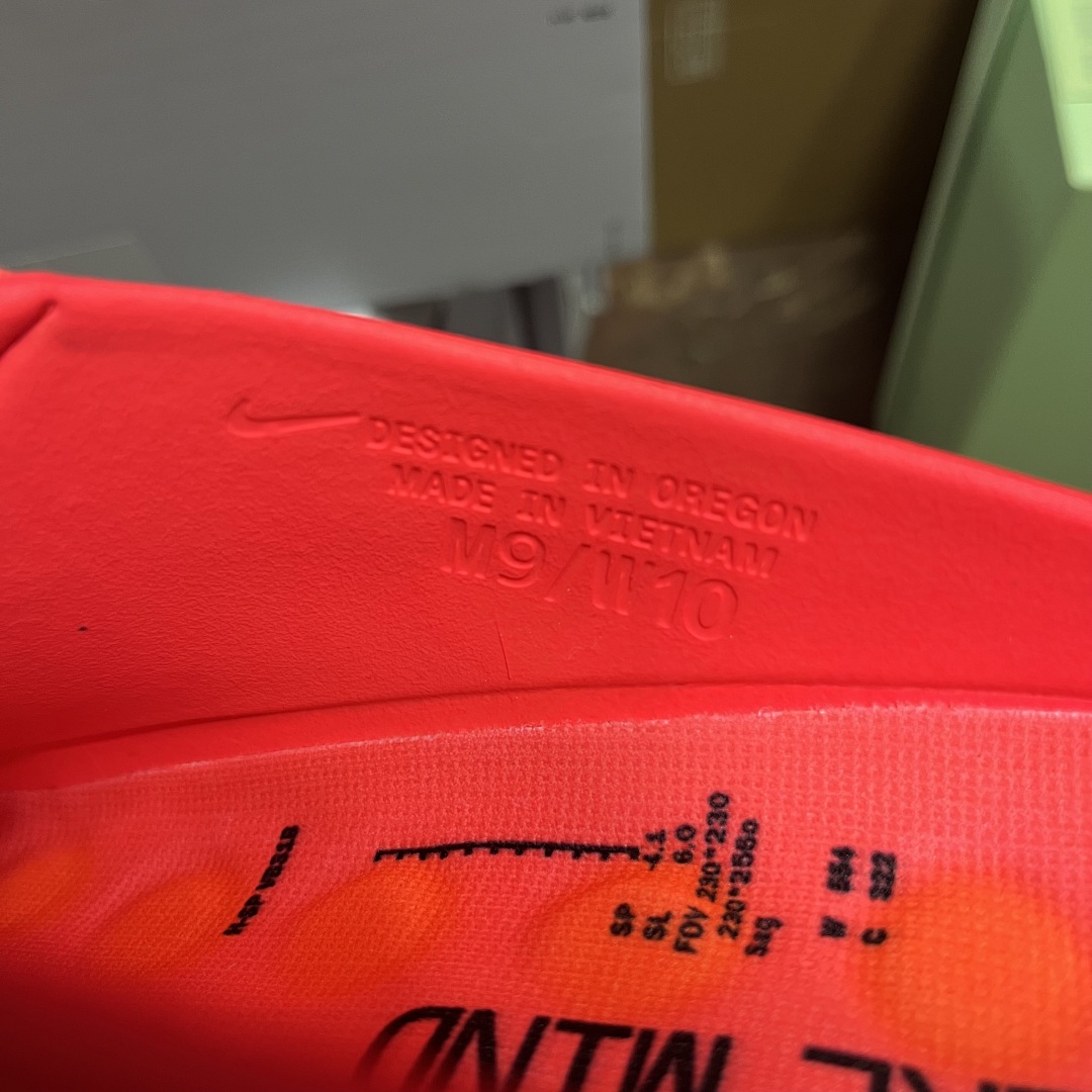 Nike Mind 001 Slide Solar (Red) - Image 2