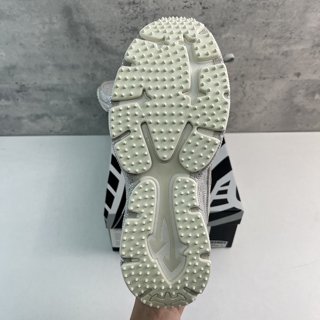Off-White Be Right Back - Image 9