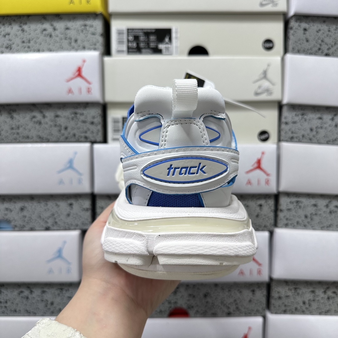 Balenciaga Track - Image 35