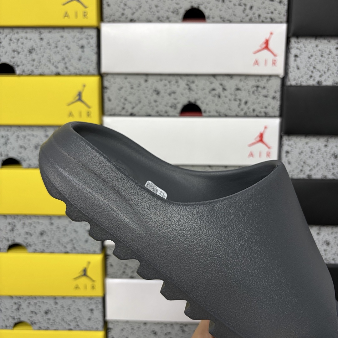 Adidas Yeezy Slide Granite Slides Gunmetal Grey (Matte) - Image 3