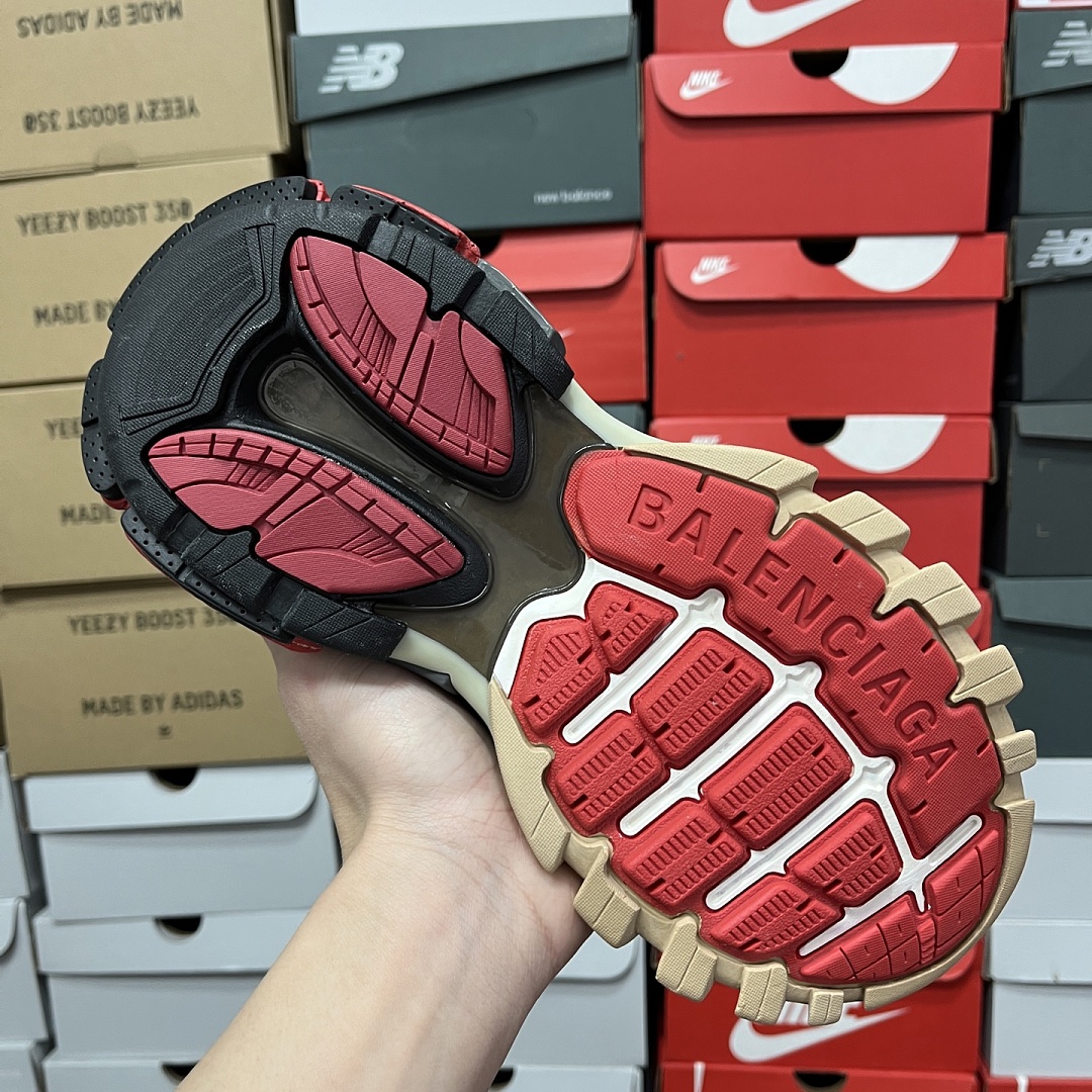 Balenciaga BLCG Track - Image 115