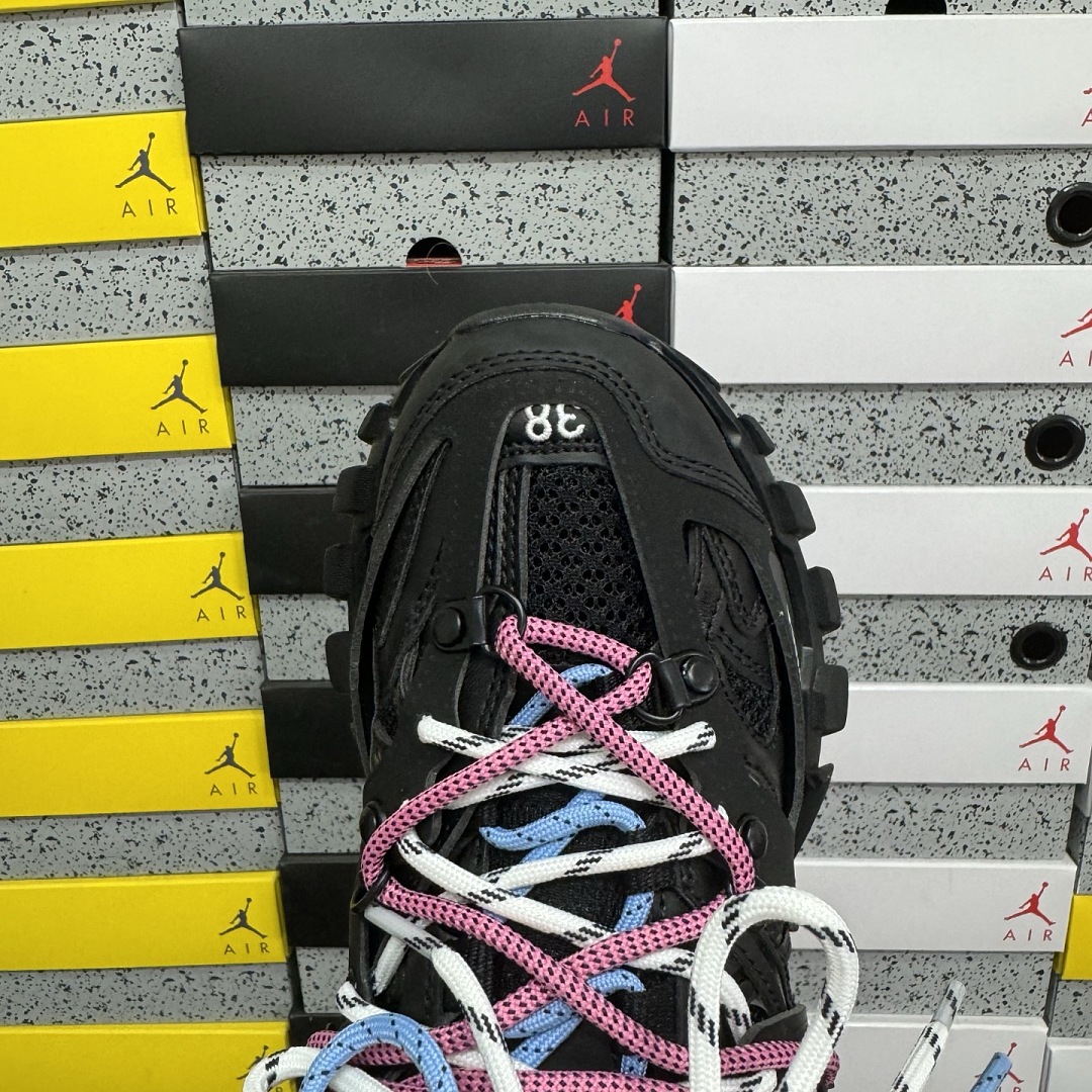 Balenciaga Track Trail Laces 3.0 - Image 10