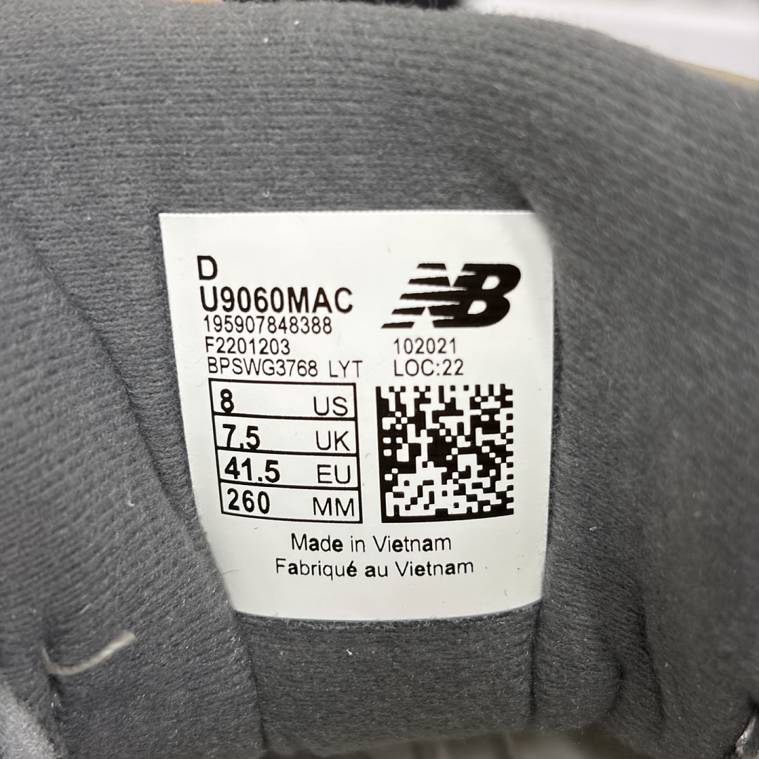 New Balance 9060 - Image 8