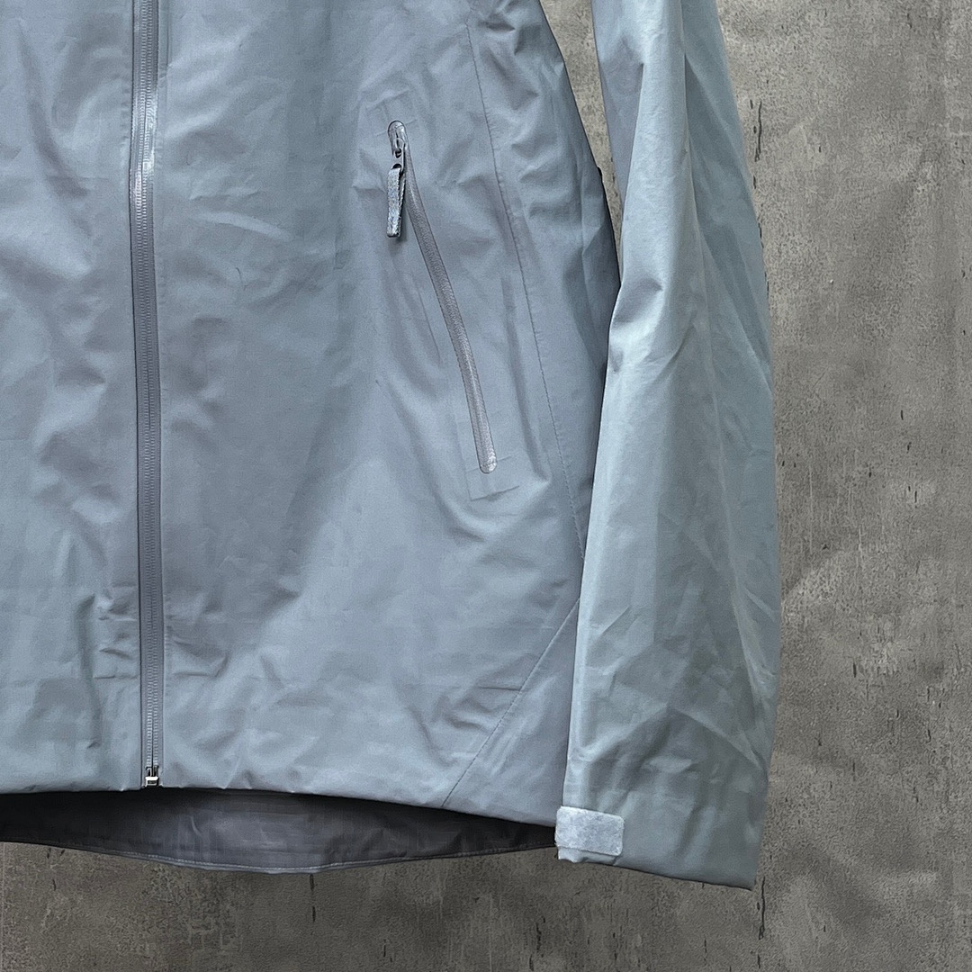 Arc'teryx Beta LT Jacket Pixel (Gray) - Image 4